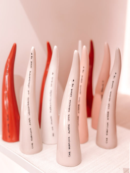 Corno da appoggio con dedica